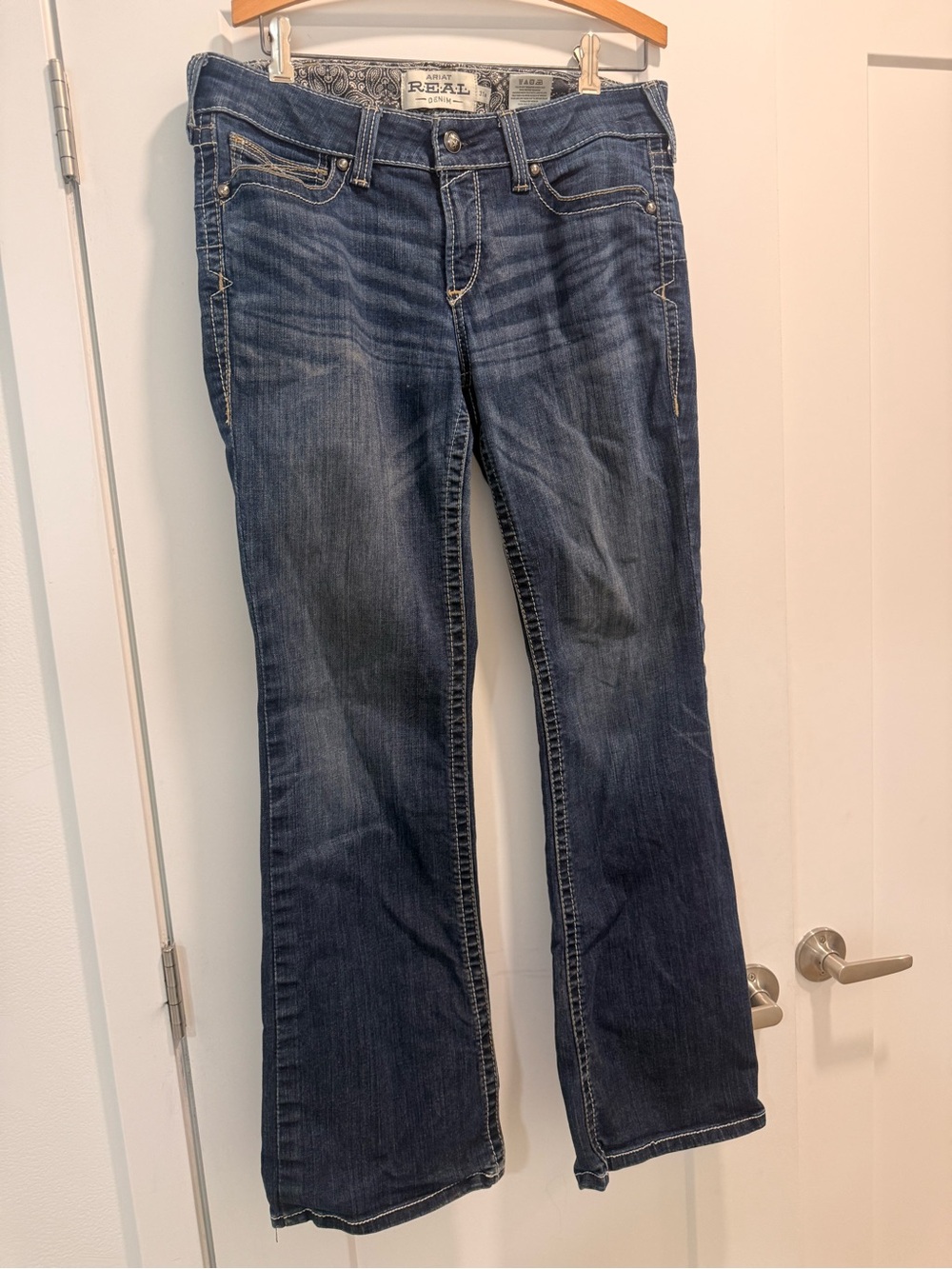 Ariat Women's Bootcut Jeans in Dark Blue Wash